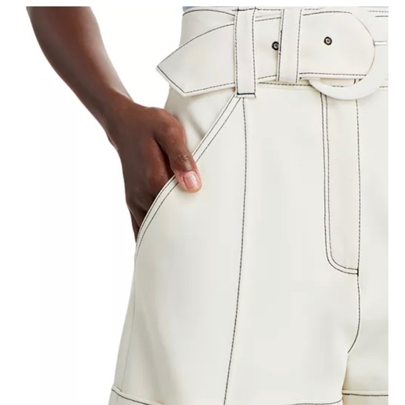 Cinq a sept shorts - Picture 2 of 2